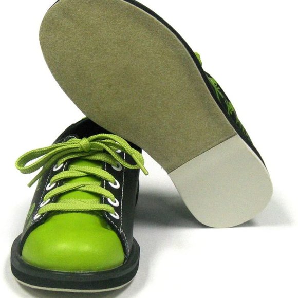 New Pyramid Youth Skull Green/Black Glow Bowling Shoes Size 11 - Picture 2 of 3